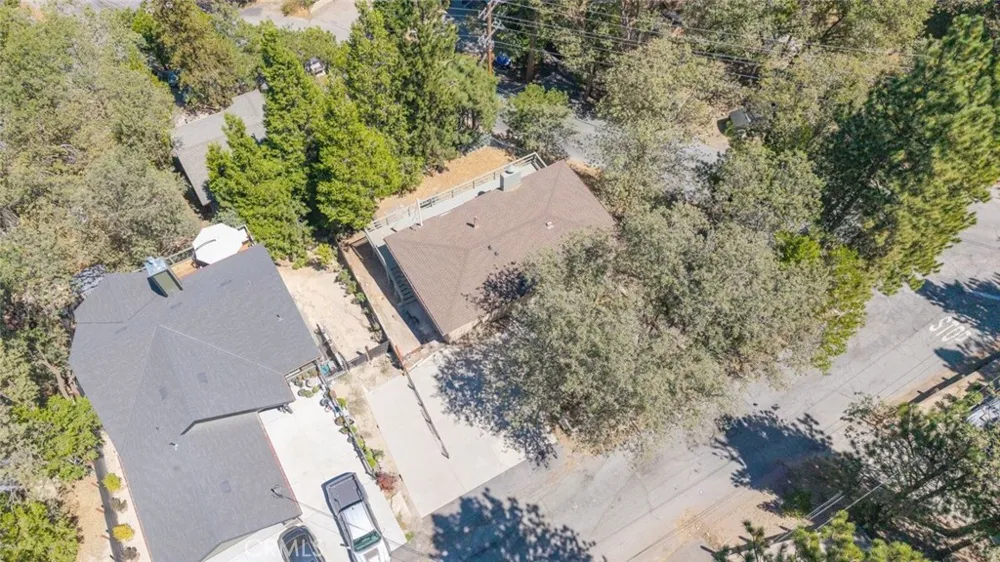 27508 School Lake Arrowhead, CA 92352
