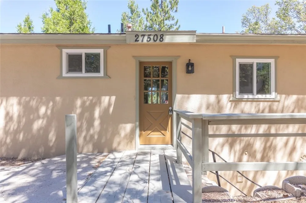27508 School Lake Arrowhead, CA 92352