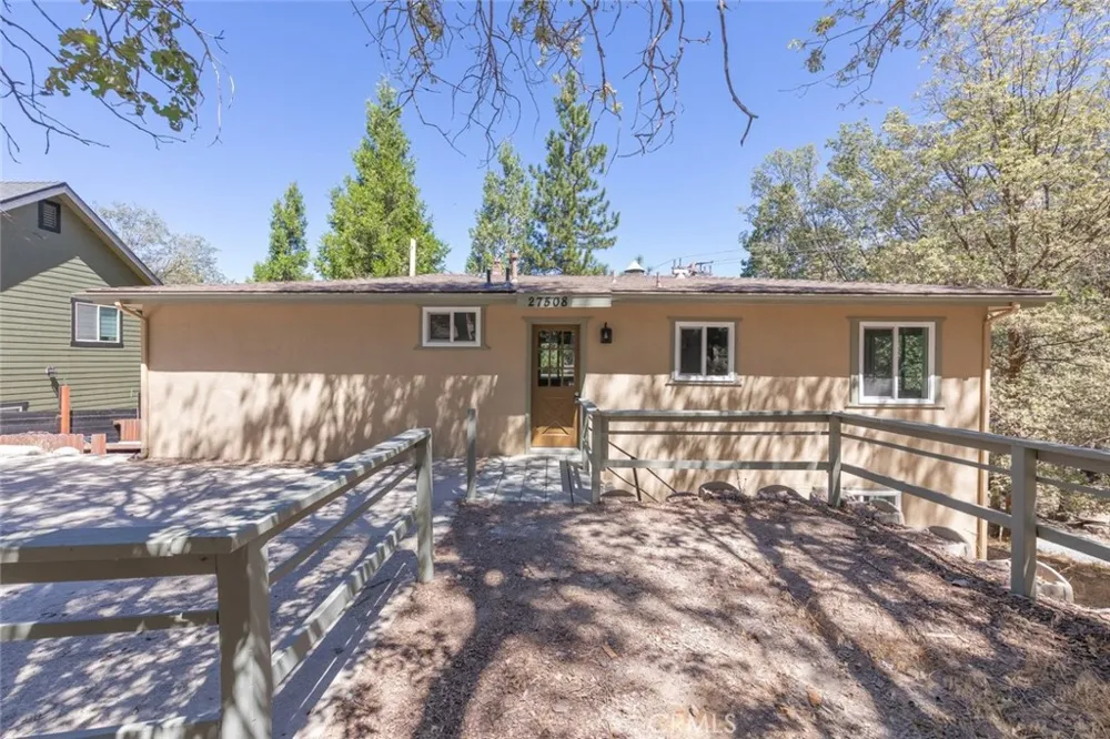 27508 School Lake Arrowhead, CA 92352