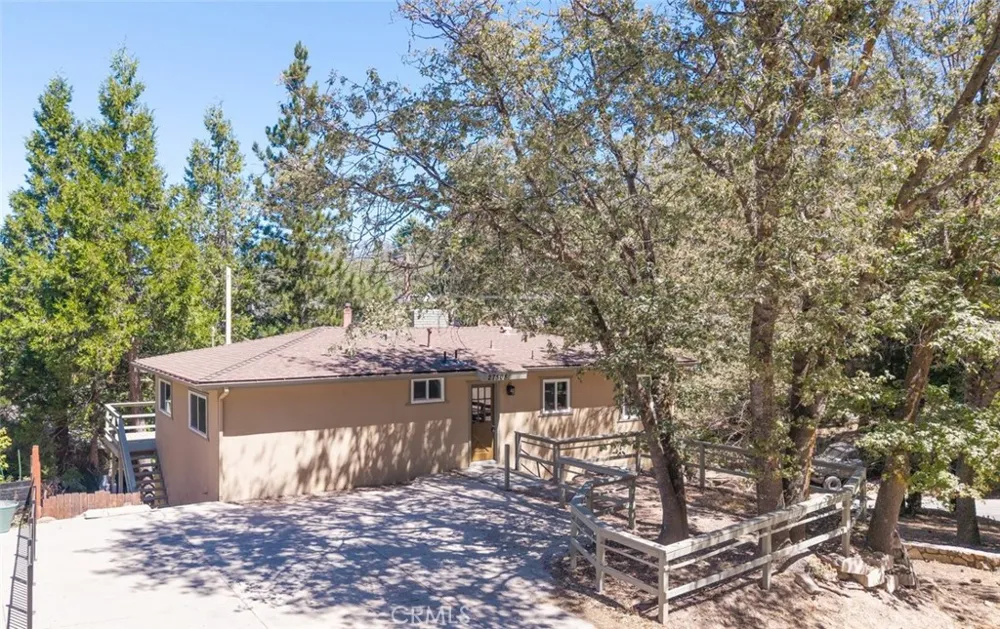 27508 School Lake Arrowhead, CA 92352