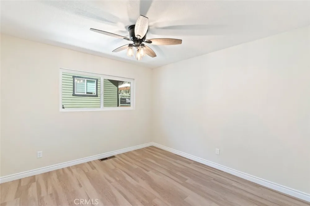 27508 School Lake Arrowhead, CA 92352