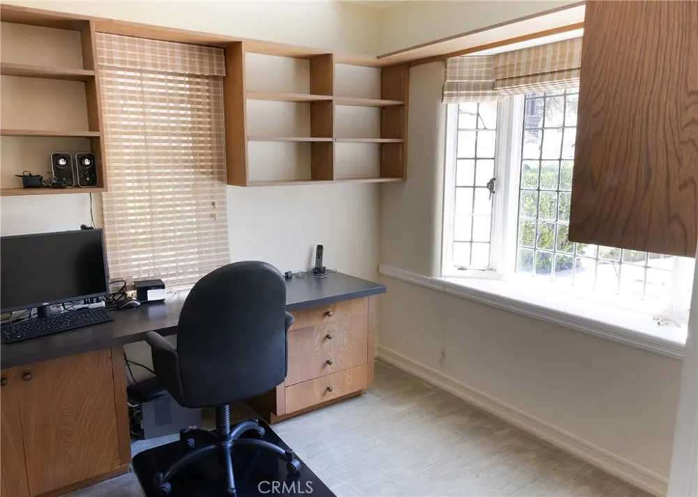 10781 Lindbrook Los Angeles, CA 90024