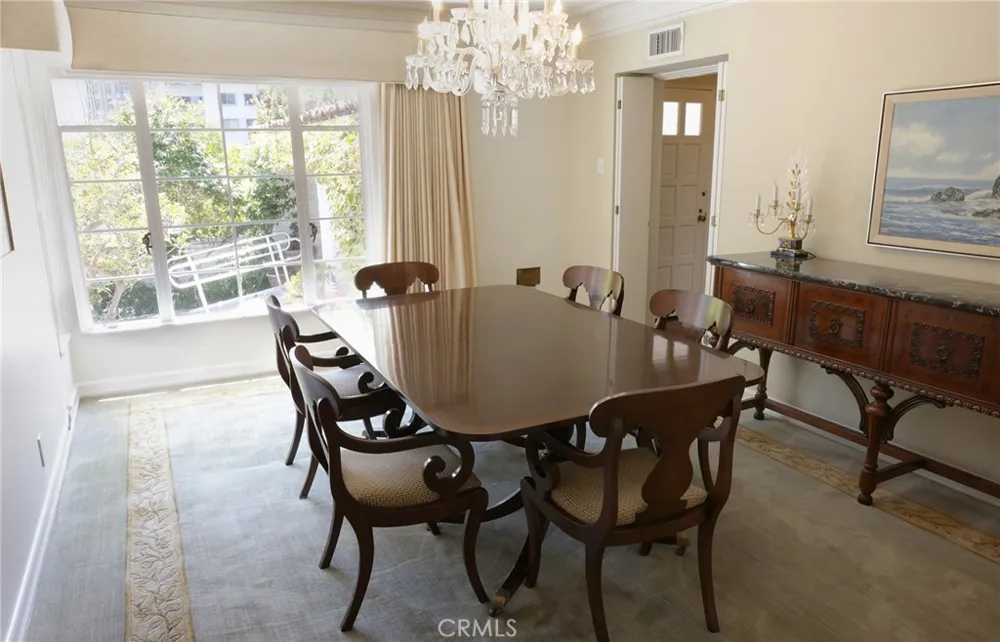 10781 Lindbrook Los Angeles, CA 90024