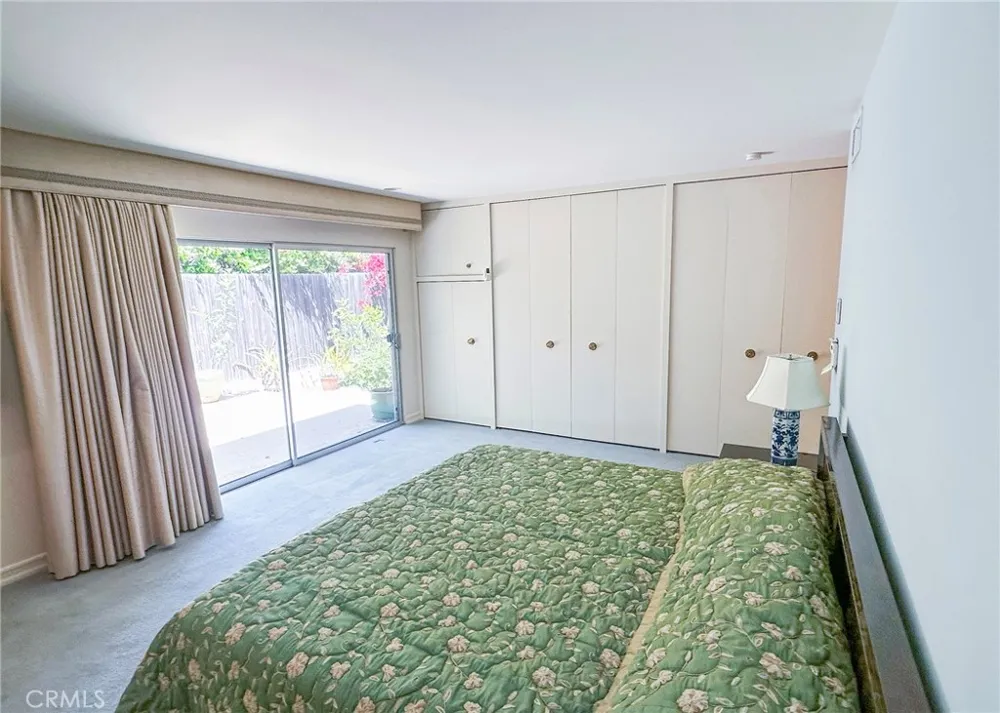 10781 Lindbrook Los Angeles, CA 90024