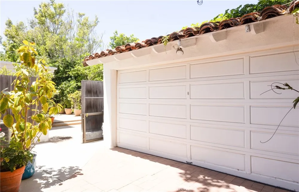 10781 Lindbrook Los Angeles, CA 90024