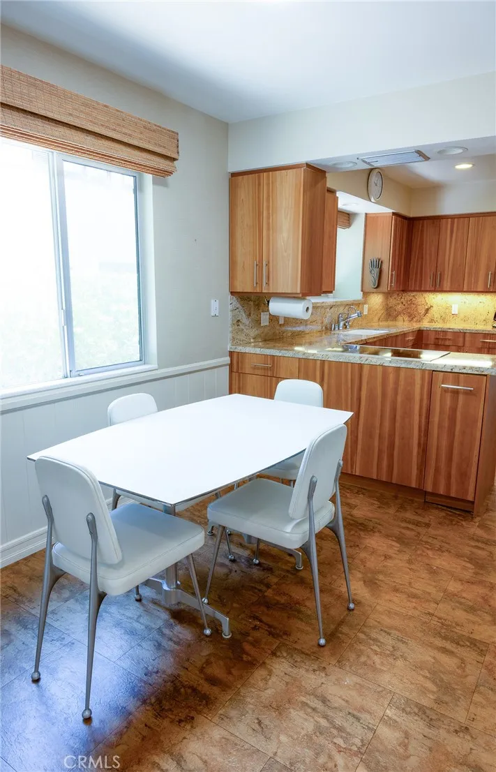 10781 Lindbrook Los Angeles, CA 90024