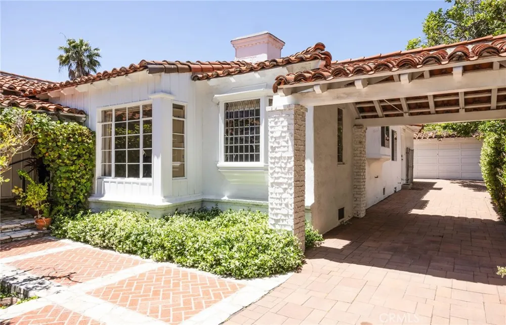10781 Lindbrook Los Angeles, CA 90024