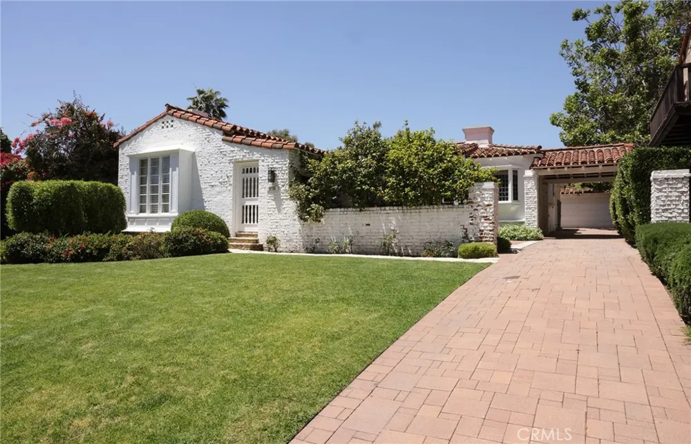 10781 Lindbrook Los Angeles, CA 90024
