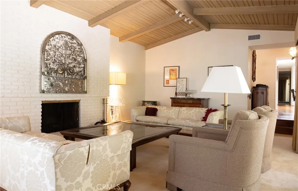 10781 Lindbrook Los Angeles, CA 90024