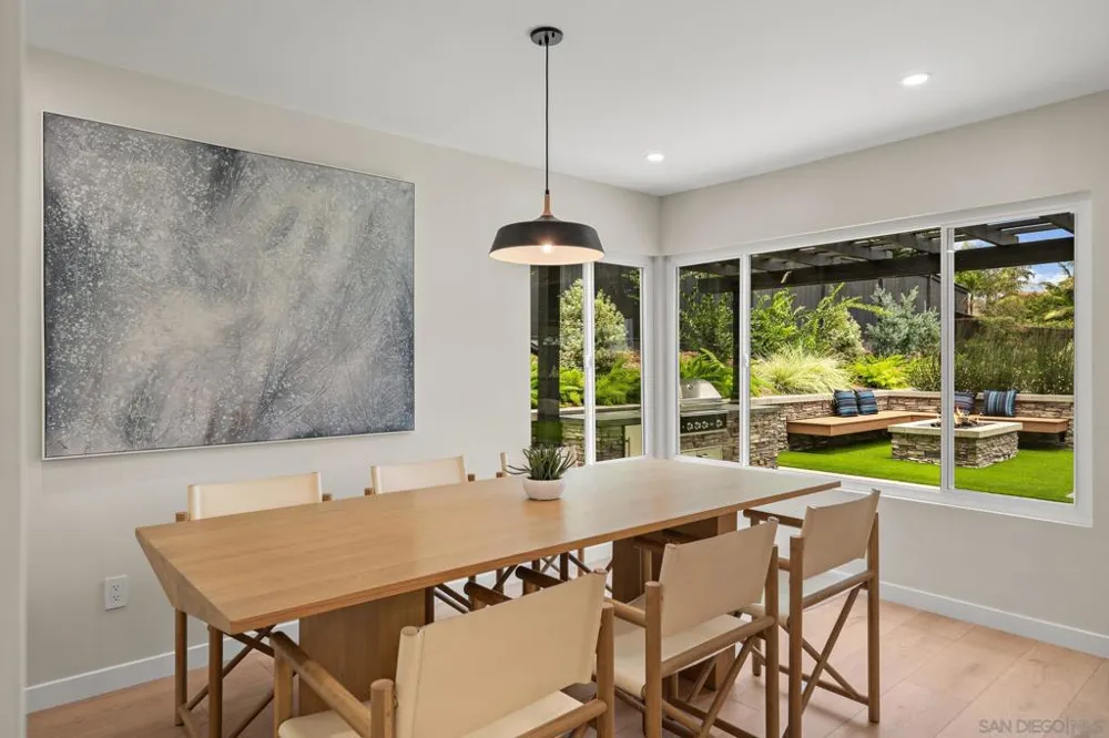 339 339 Delage Dr Encinitas, CA 92024
