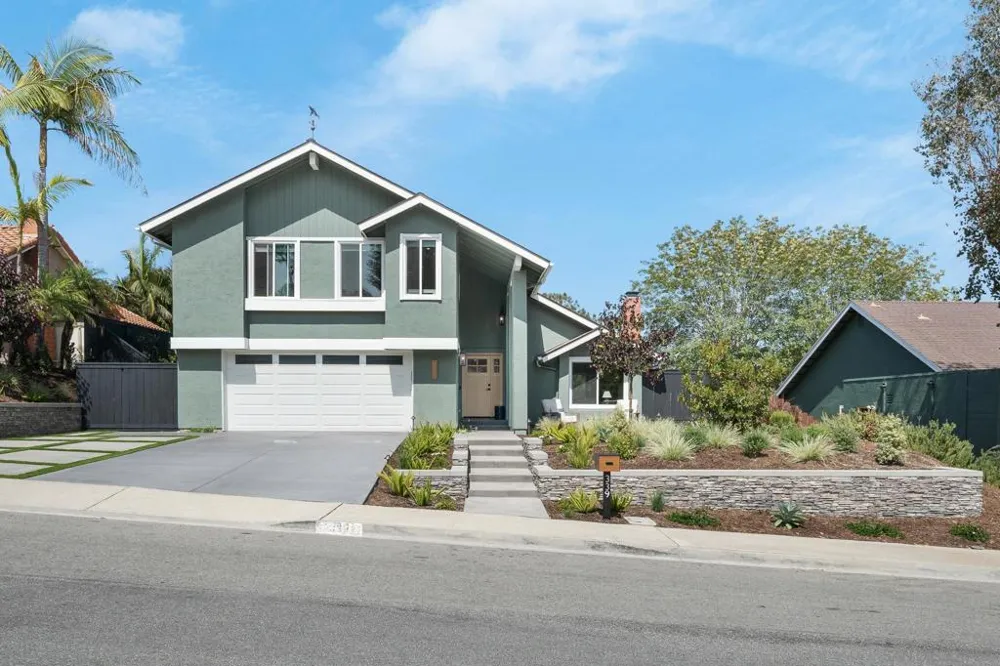 339 339 Delage Dr Encinitas, CA 92024