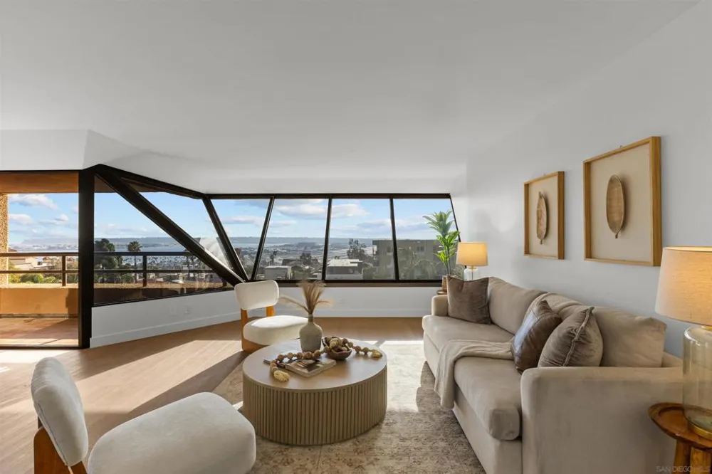 230 W Laurel St #502 San Diego, CA 92101