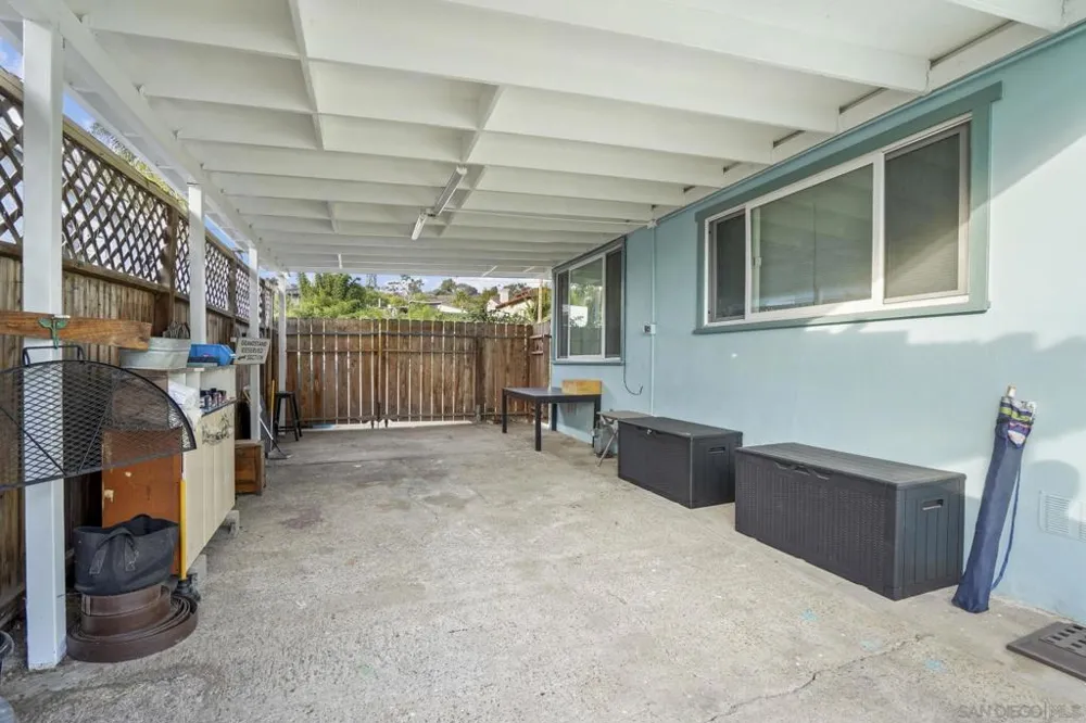 4859 Gardena Ave San Diego, CA 92110