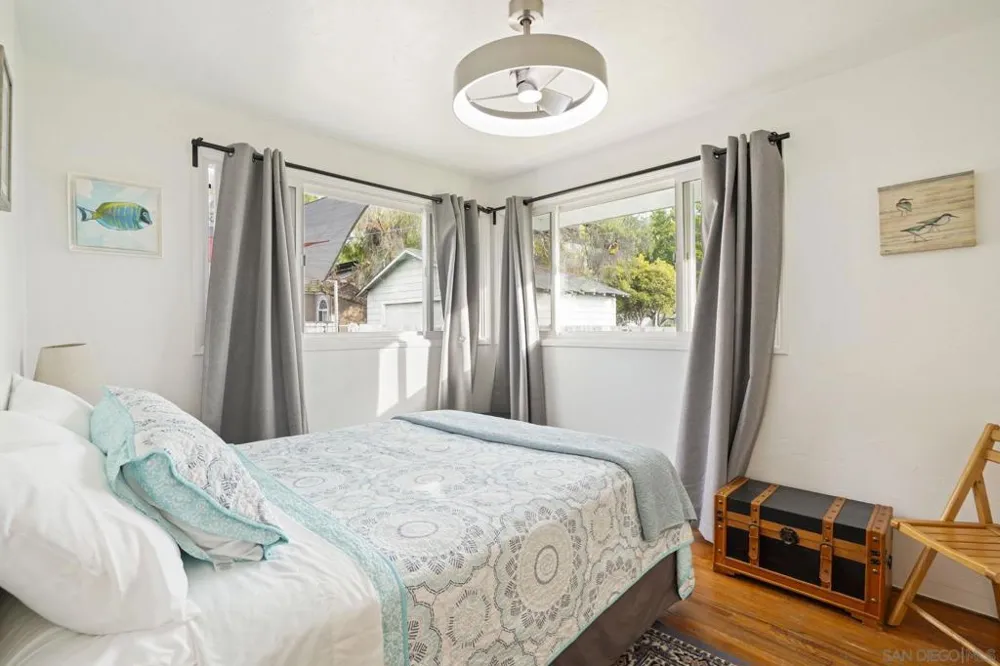 4859 Gardena Ave San Diego, CA 92110
