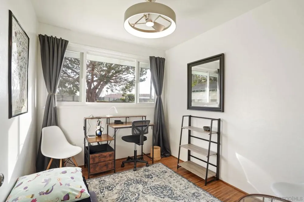 4859 Gardena Ave San Diego, CA 92110
