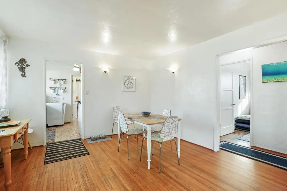 4859 Gardena Ave San Diego, CA 92110