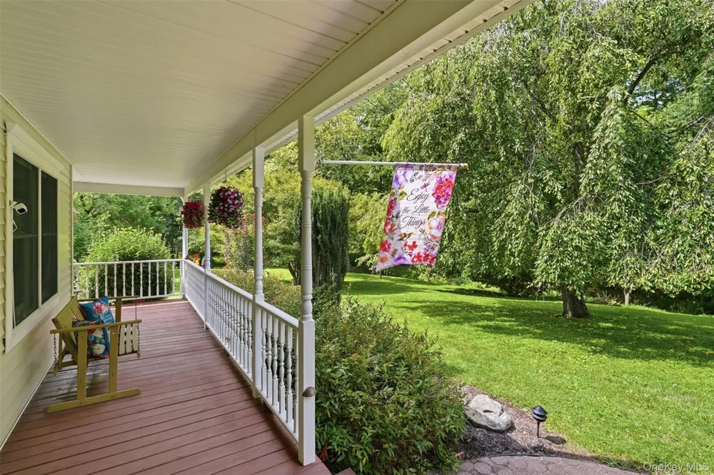 28 Enright Lane Montgomery, NY 12549