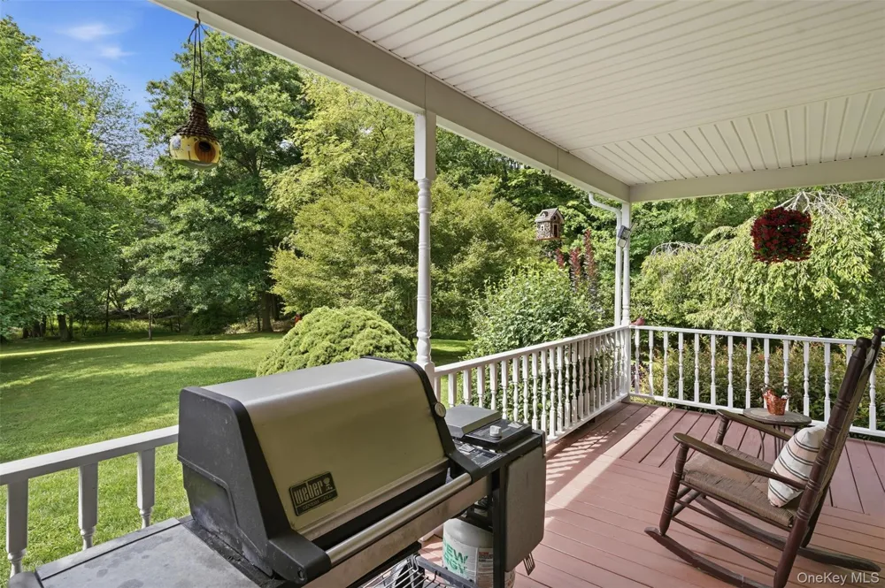 28 Enright Lane Montgomery, NY 12549