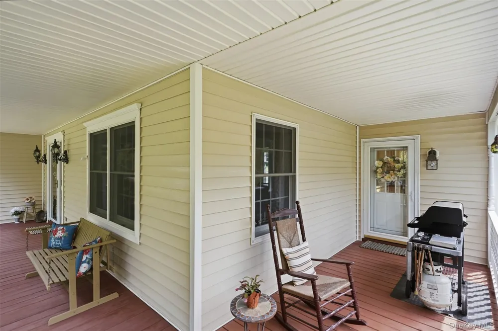 28 Enright Lane Montgomery, NY 12549
