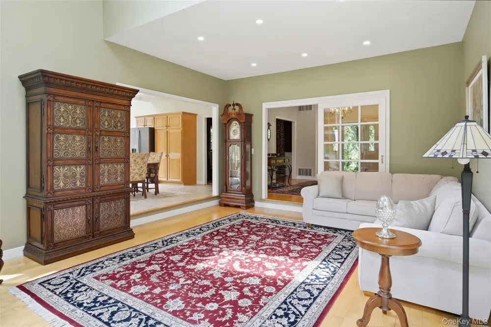 28 Enright Lane Montgomery, NY 12549