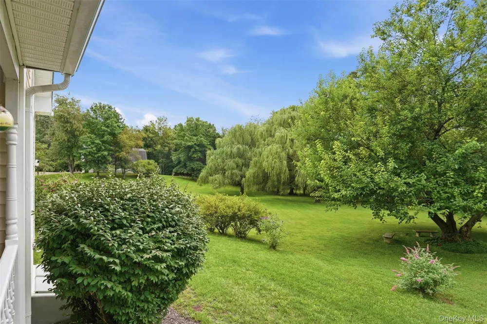 28 Enright Lane Montgomery, NY 12549