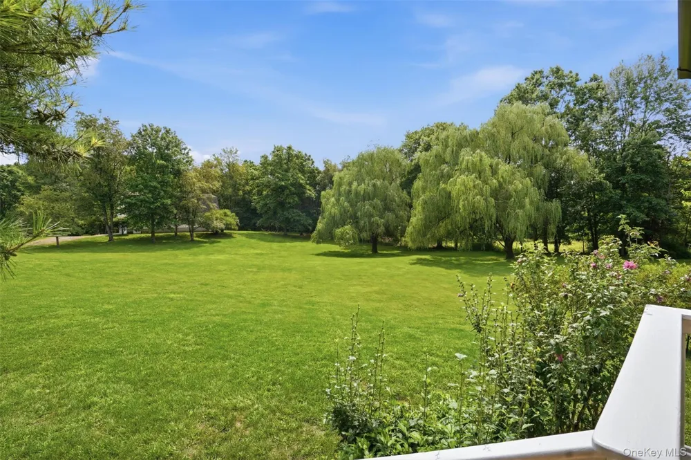 28 Enright Lane Montgomery, NY 12549