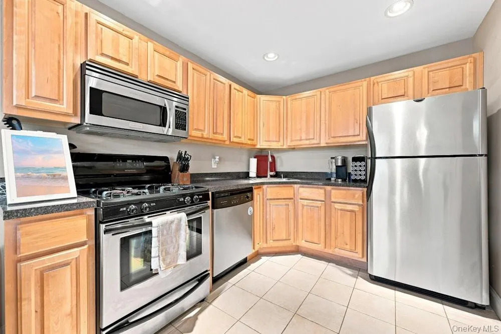 90 Mulberry Common Riverhead, NY 11901