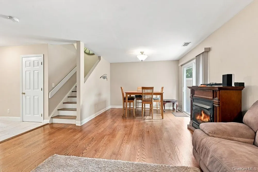 90 Mulberry Common Riverhead, NY 11901