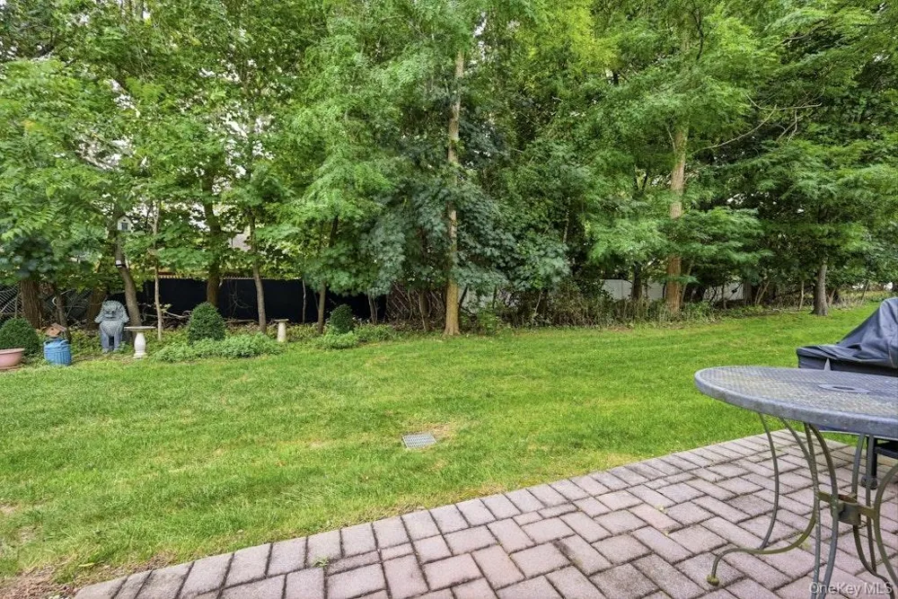 90 Mulberry Common Riverhead, NY 11901