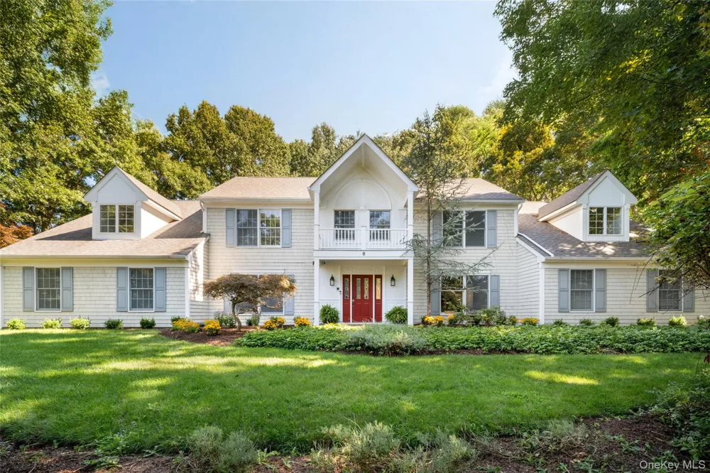 6 Davids Way Port Jefferson Village, NY 11777