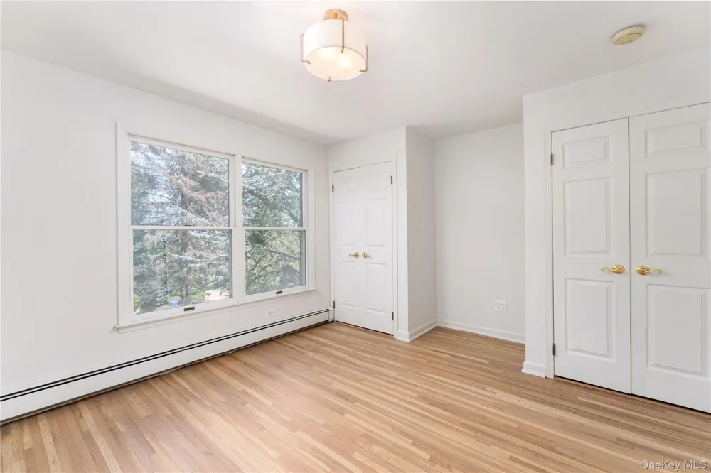 6 Davids Way Port Jefferson Village, NY 11777