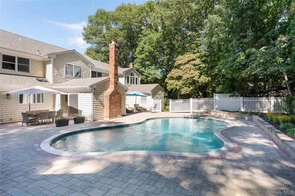 6 Davids Way Port Jefferson Village, NY 11777
