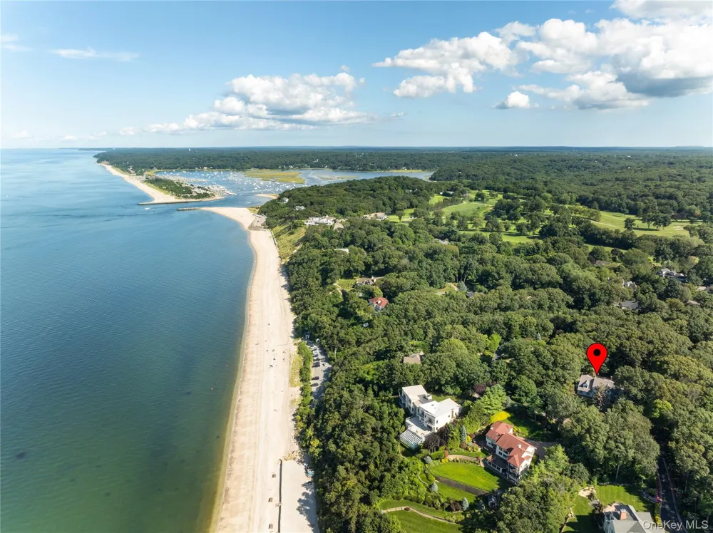 6 Davids Way Port Jefferson Village, NY 11777