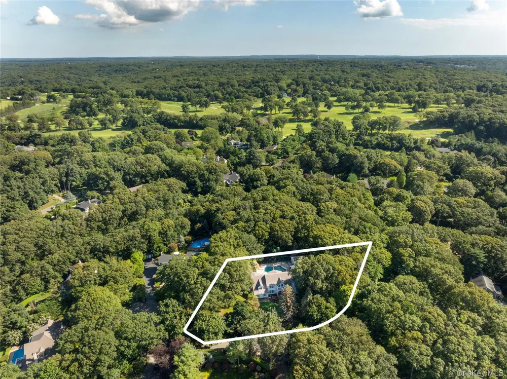 6 Davids Way Port Jefferson Village, NY 11777