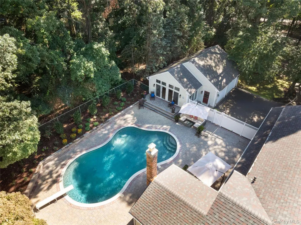 6 Davids Way Port Jefferson Village, NY 11777