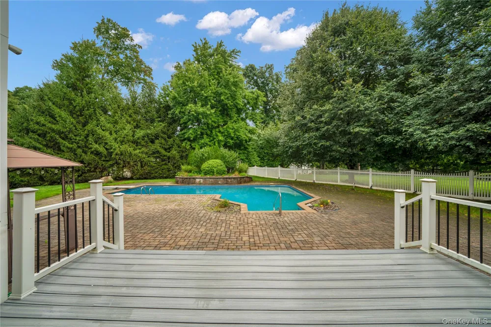 9 Gooler Court Stony Point, NY 10980