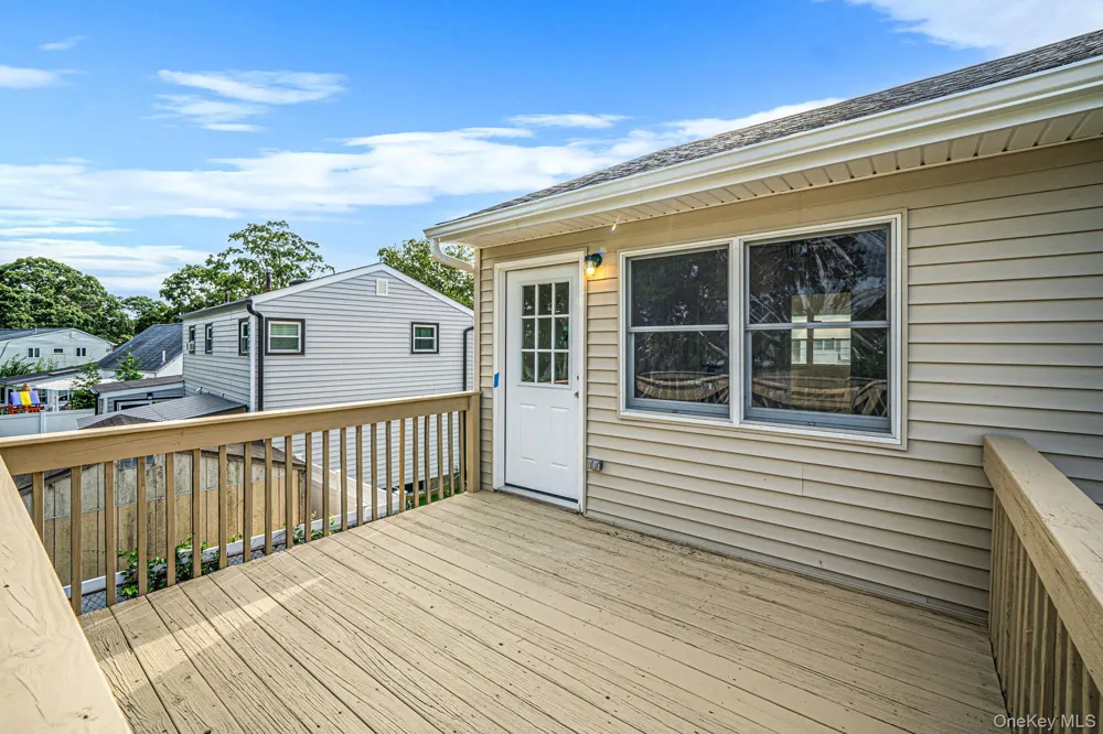 35 Colony Road Port Jefferson, NY 11776