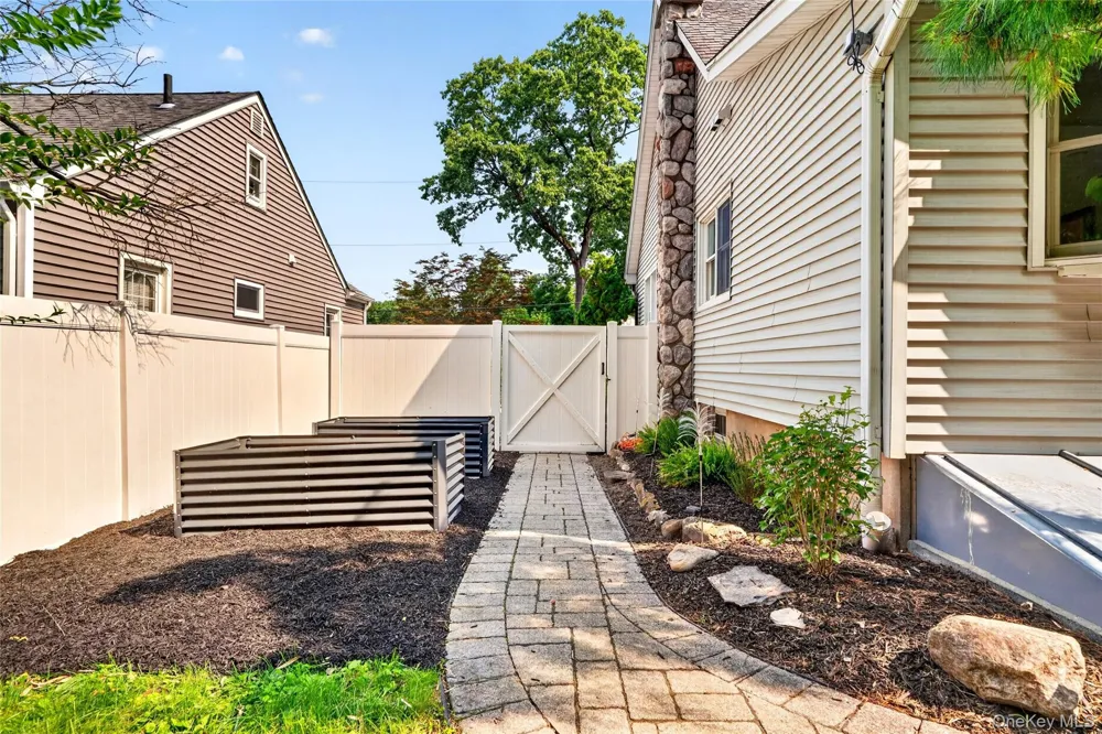 15 W Palisades Avenue Nanuet, NY 10954
