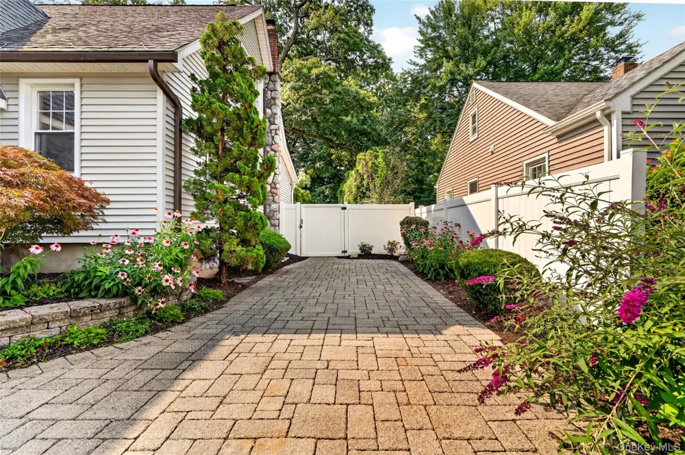 15 W Palisades Avenue Nanuet, NY 10954