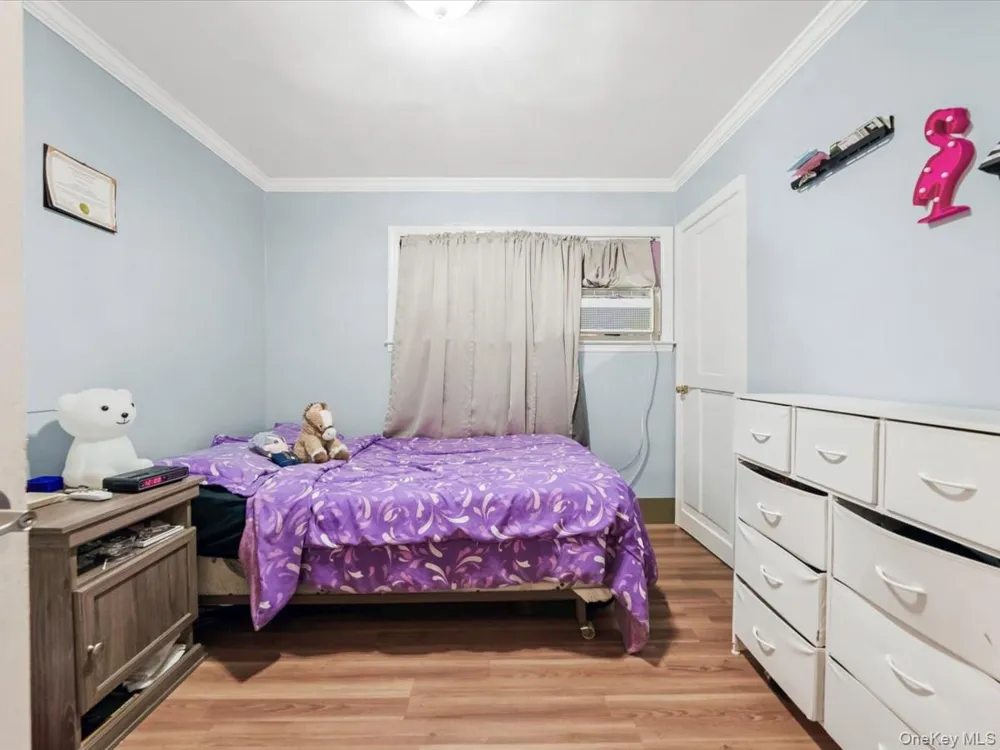 23 Hren Avenue Huntington, NY 11743