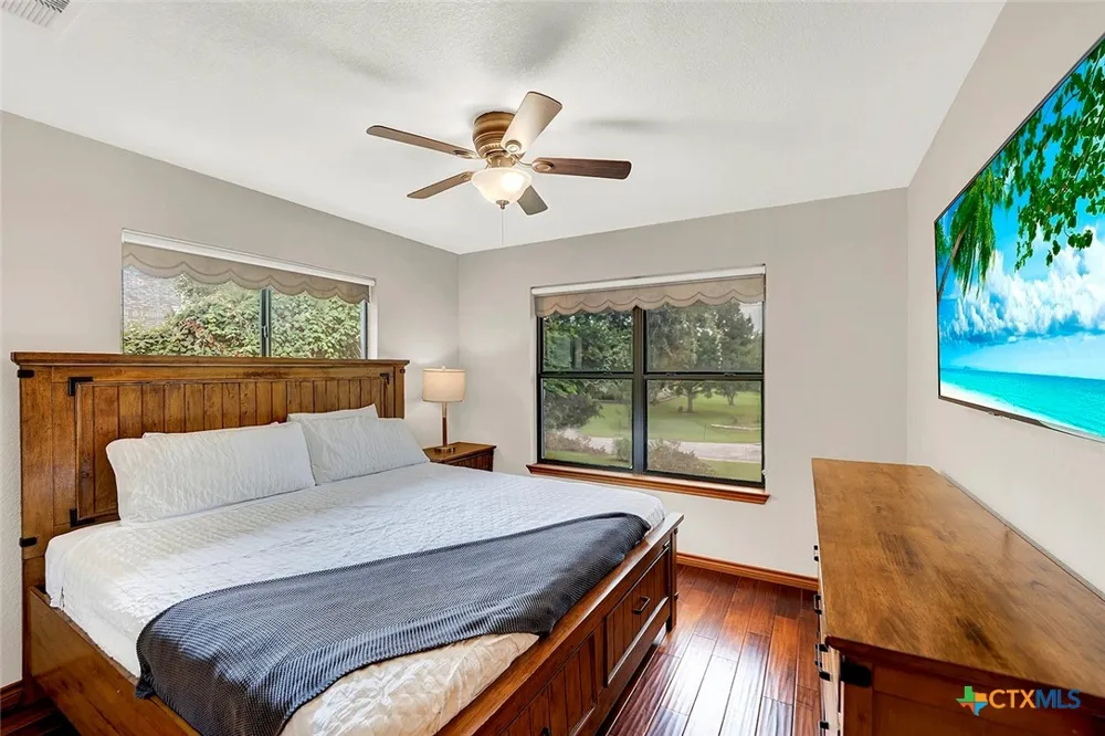 48 River Oak Drive Seguin, TX 78155