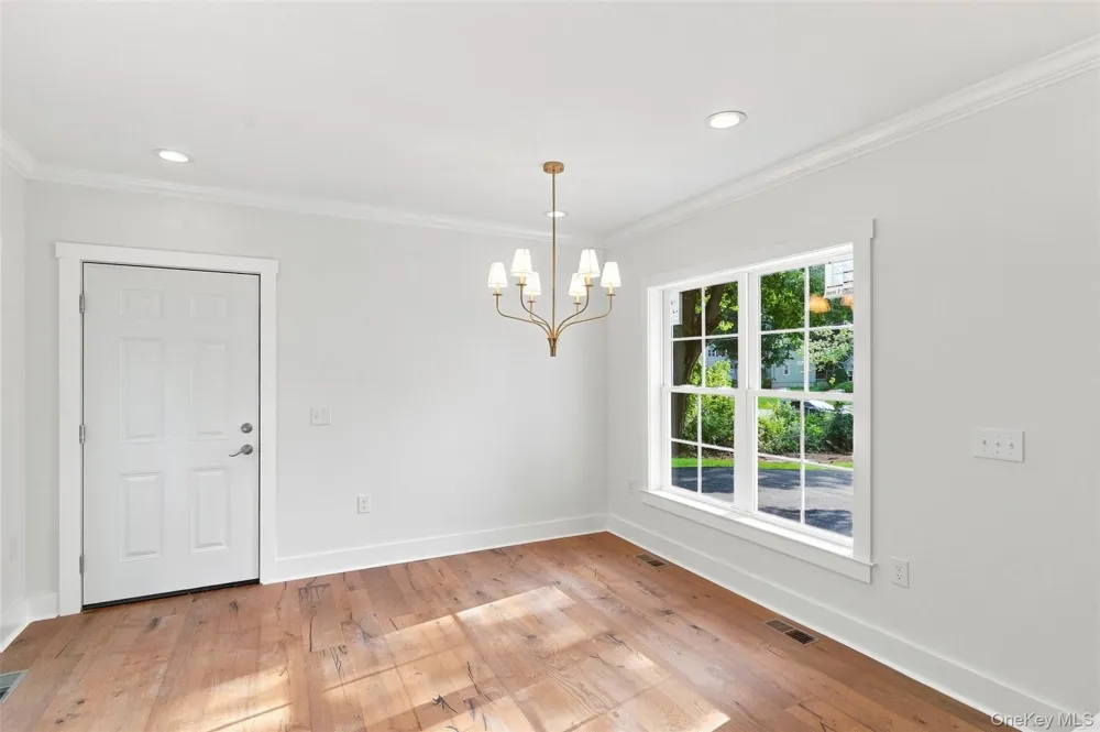 34 Innis Avenue Newburgh, NY 12550