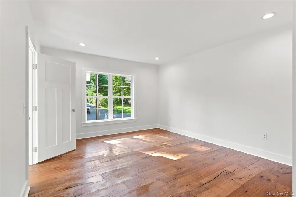 34 Innis Avenue Newburgh, NY 12550