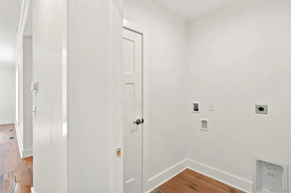 34 Innis Avenue Newburgh, NY 12550