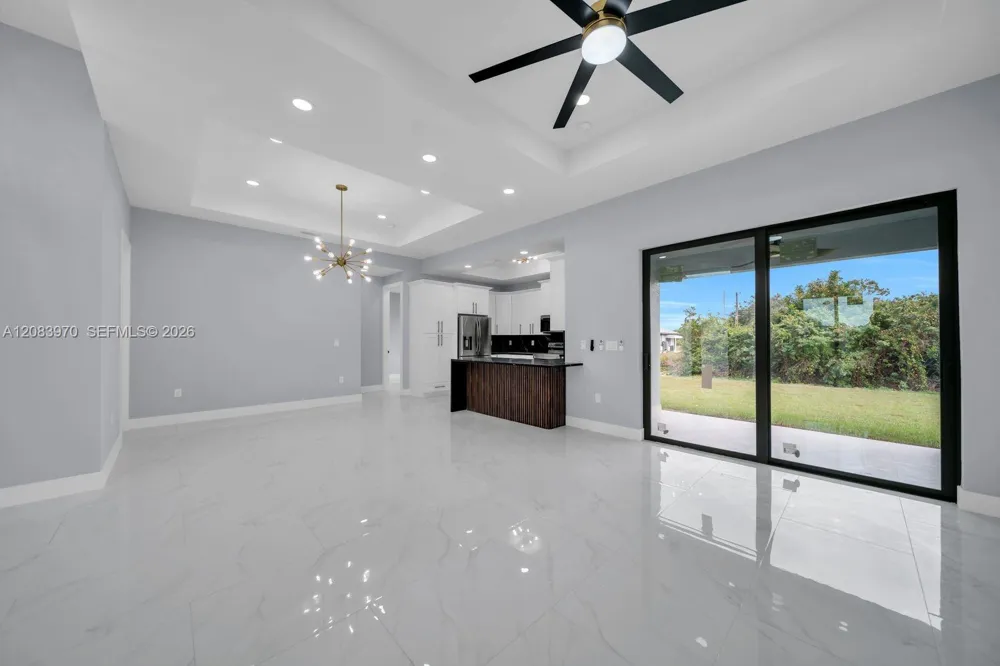 53 Susan Ave S Lehigh Acres, FL 33976