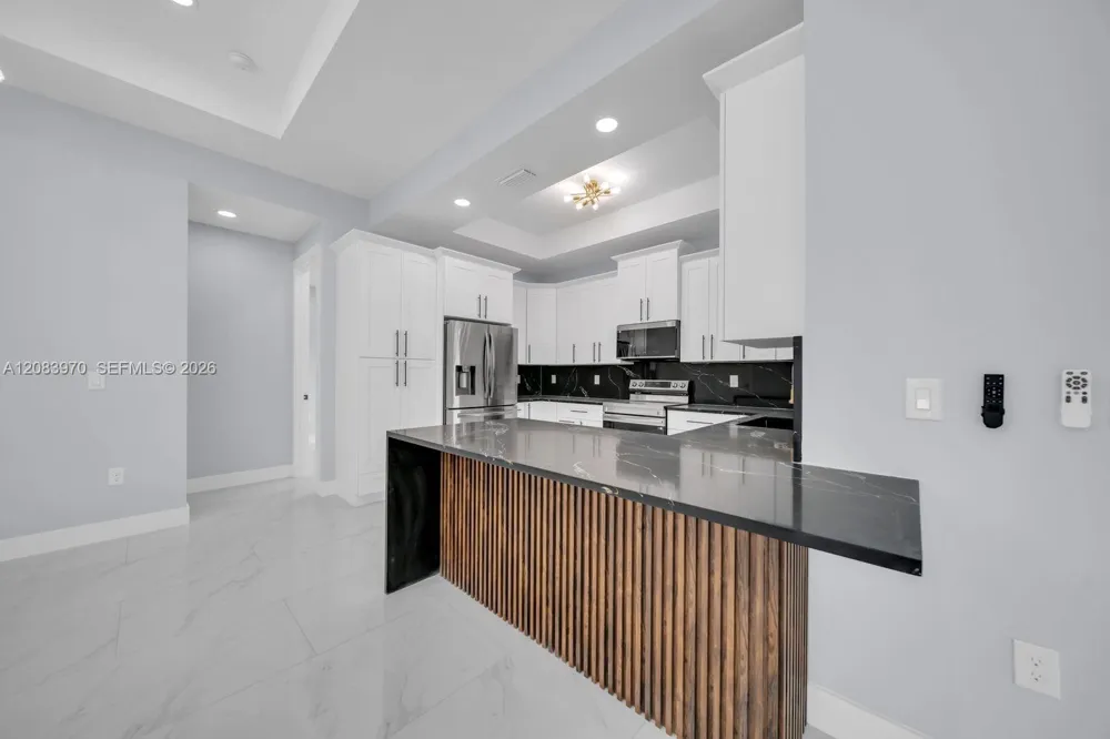 53 Susan Ave S Lehigh Acres, FL 33976