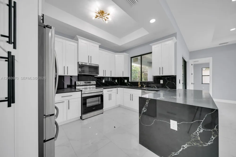 53 Susan Ave S Lehigh Acres, FL 33976