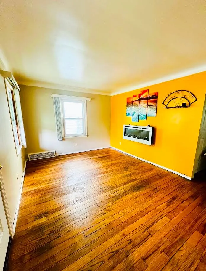 15894 Coram Street Detroit, MI 48205