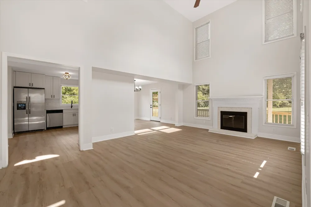 1817 Holloway Cir Murfreesboro, TN 37127