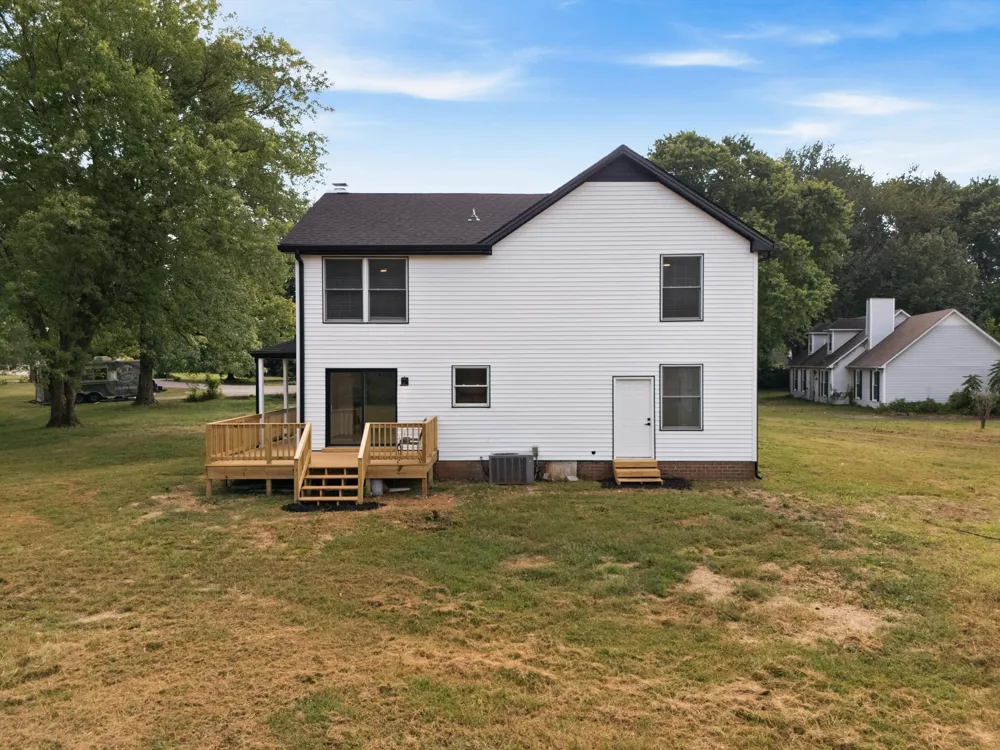 1817 Holloway Cir Murfreesboro, TN 37127